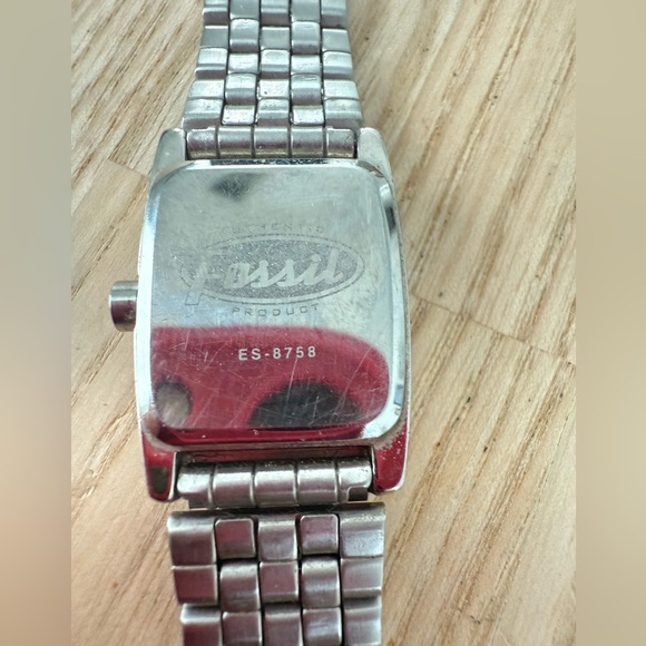 Retro fossil ladies silver tone watch NEW BATTERY main image 11